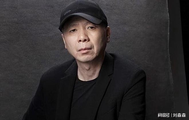 能装了永远红不了更别说拿奖了澳门新葡京冯小刚直言：她太(图5)